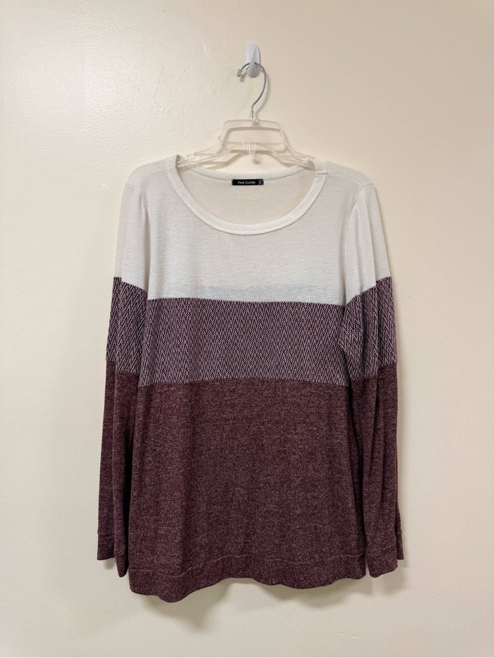 Pink Clover Cream Knit Top with Black Label